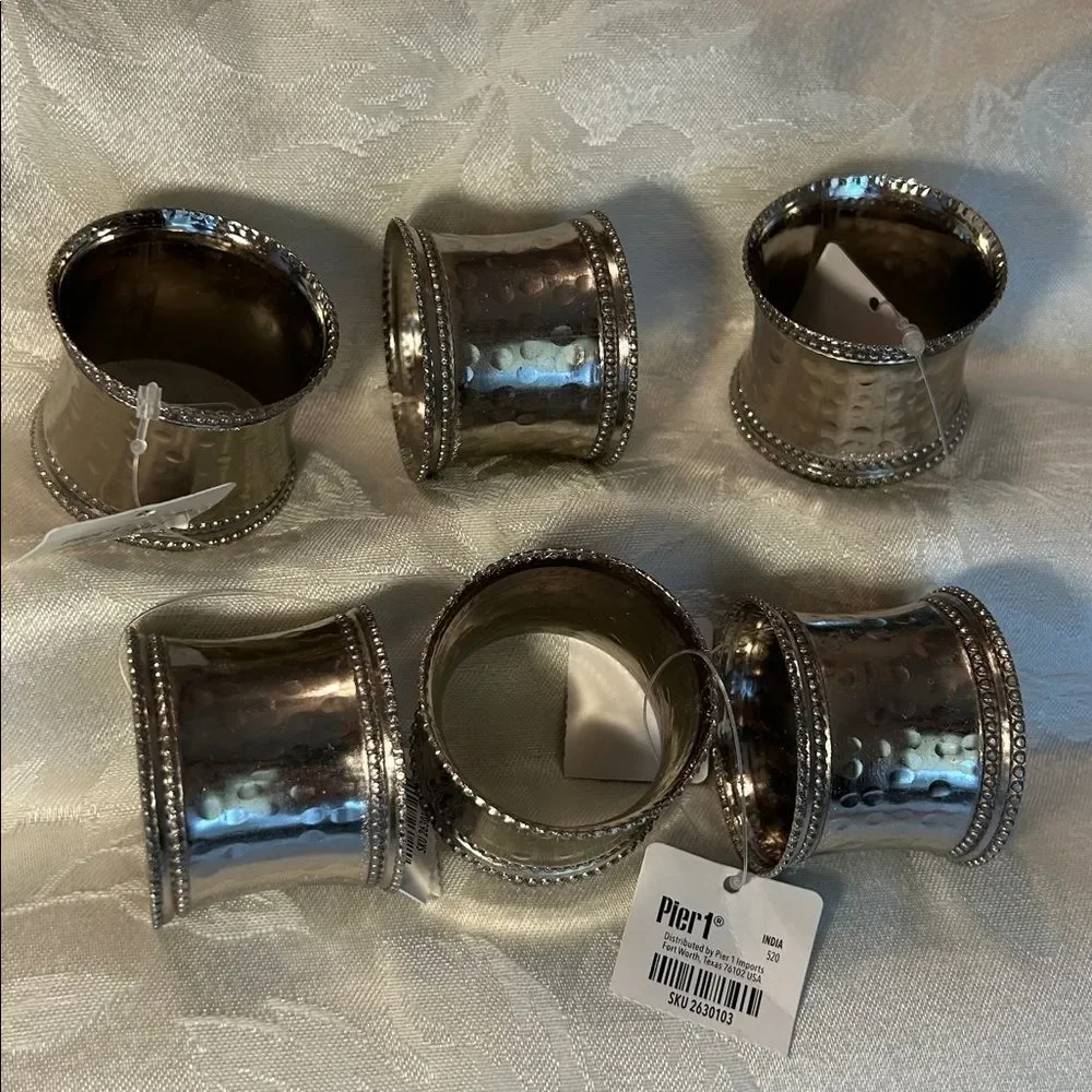 Pier 1 Hammered Silver Napkin Rings six piece Set NWT